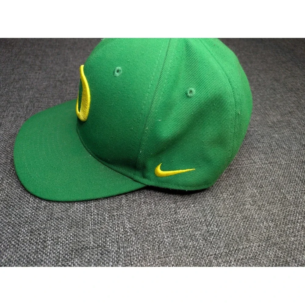 Oregon‎ Ducks Hat Nike Classic Strap Back Mens One Size Green NCAA Sports Cap